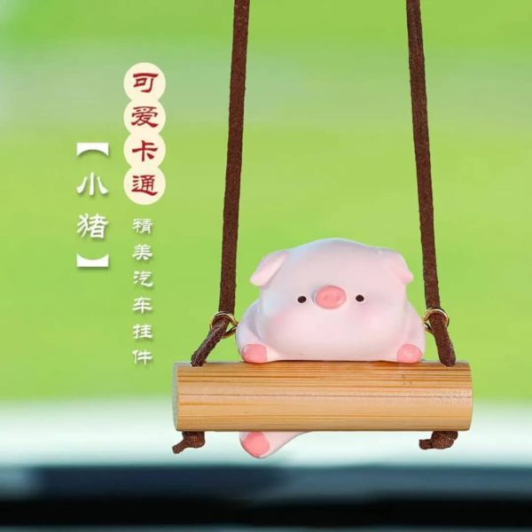 آویز جلوی آینه